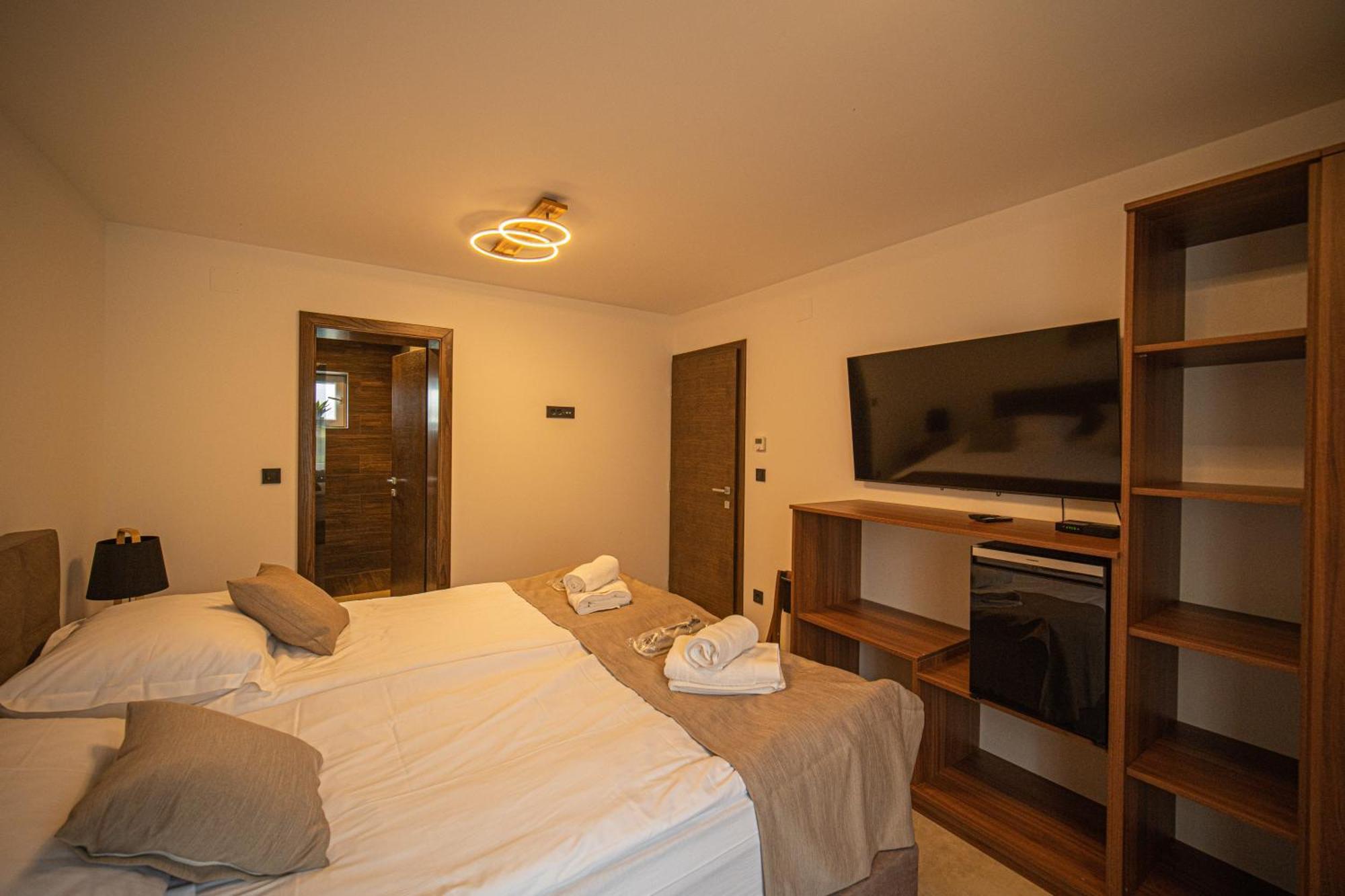 Cantina Rooms Hum na Sutli Luaran gambar